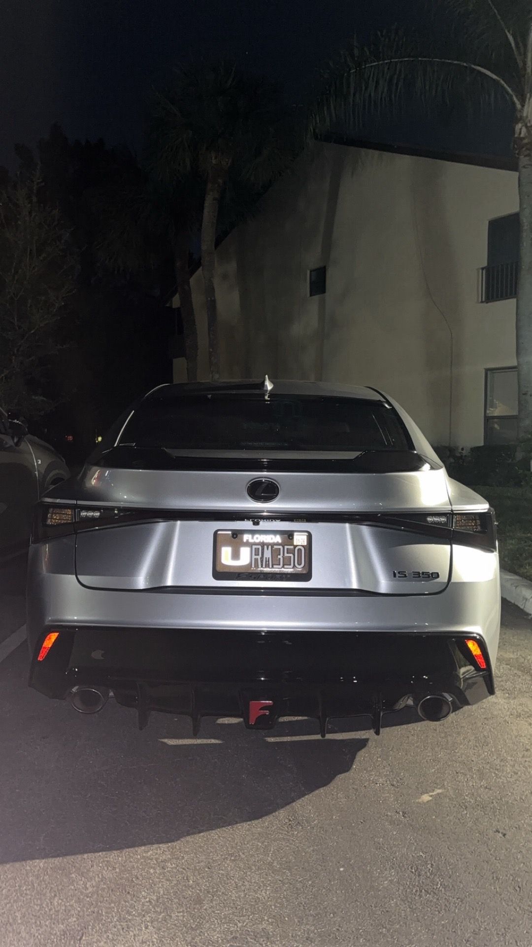 Glossy black duckbill spoiler for Lexus is350