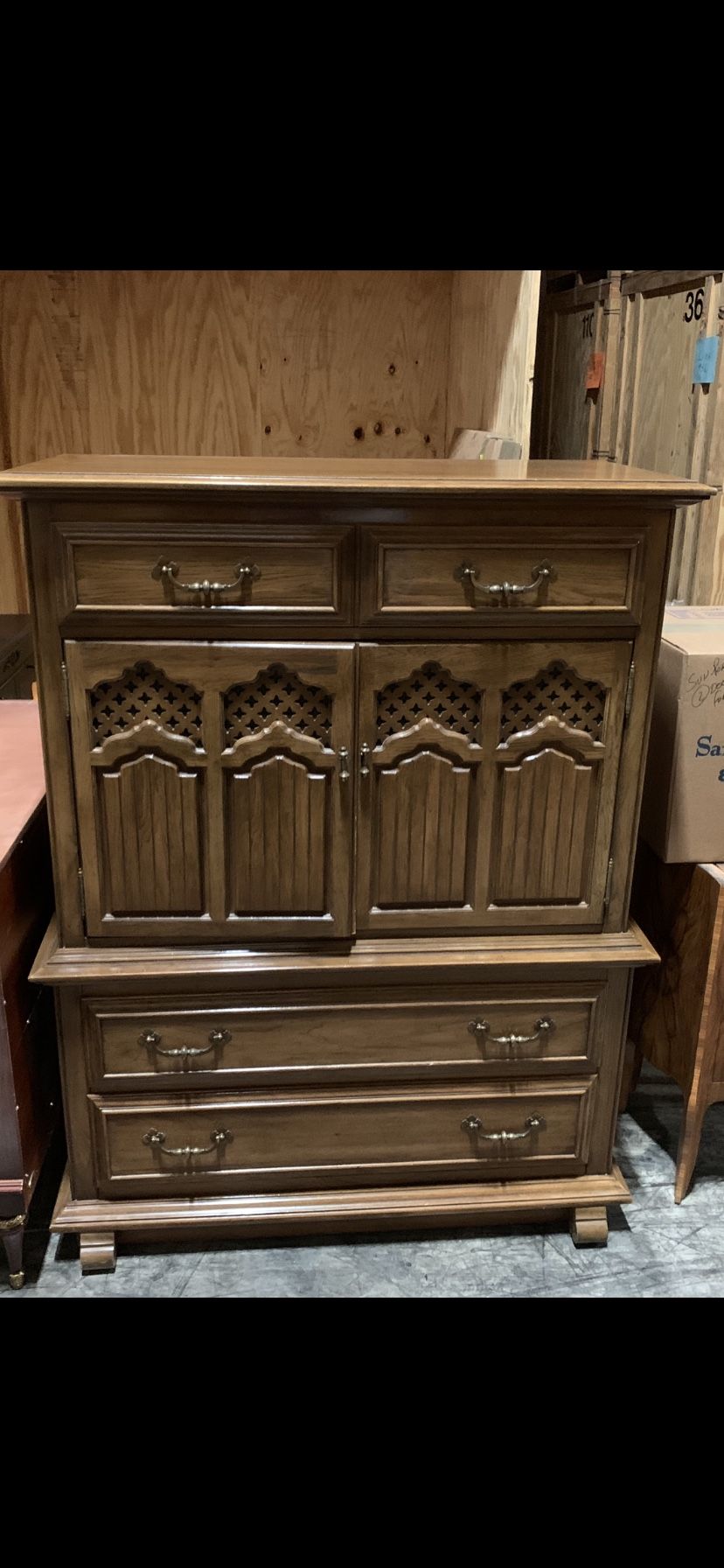 Dresser & 2 end tables