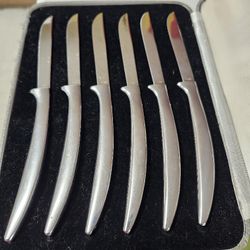 Vintage Griffon Set of 6 Steak Knives, Stainless, Made in Italy, Original Case