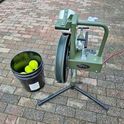 Atec M1 Softball Pitching Machine 