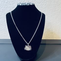 Hello Kitty Charm With Chain