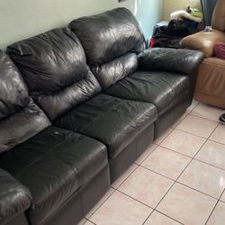 Black Leather Couch 