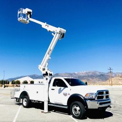 FOR SALE: 2017 RAM 5500 Diesel with 44’ Duralift Boomlift – 