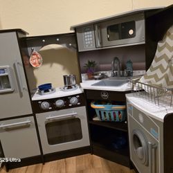 Kids Kitchen Set With Toys Included!
