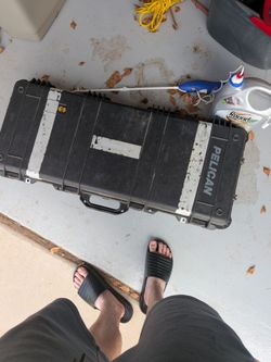 Pelican box