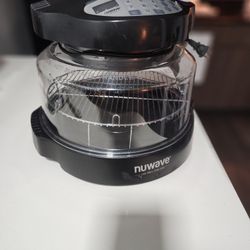 Nuwave Air Fryer, Griller, Baker,Seamer
