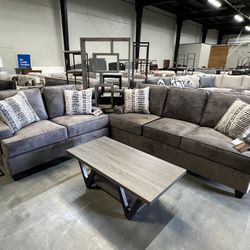 2 pc Sofa & Love Seat