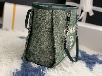 Chanel Shopping Bags for Sale in Aventura, FL - OfferUp