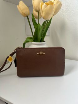 Coach Double Zip Wallet / Wristlet