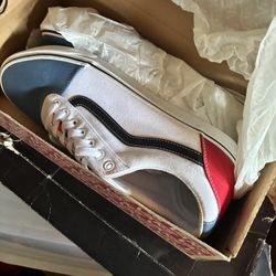 Vans Size 11.5 Never Worn
