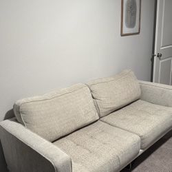 Free Couch 