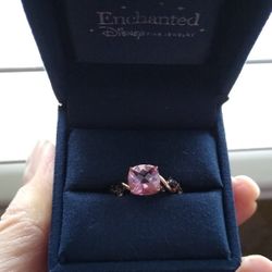New In Box Disney Enchanted Genuine Pink Topaz Diamond 💎💍 Ring!