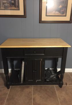 Accent table