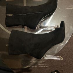 Black Heel Boots  