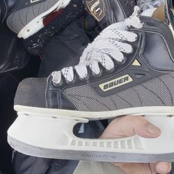 Size 4.5 Original Bauer Supreme Must Have Hockey Skates Deal 