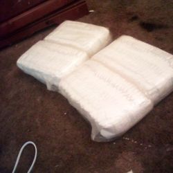 Newborn Pampers 