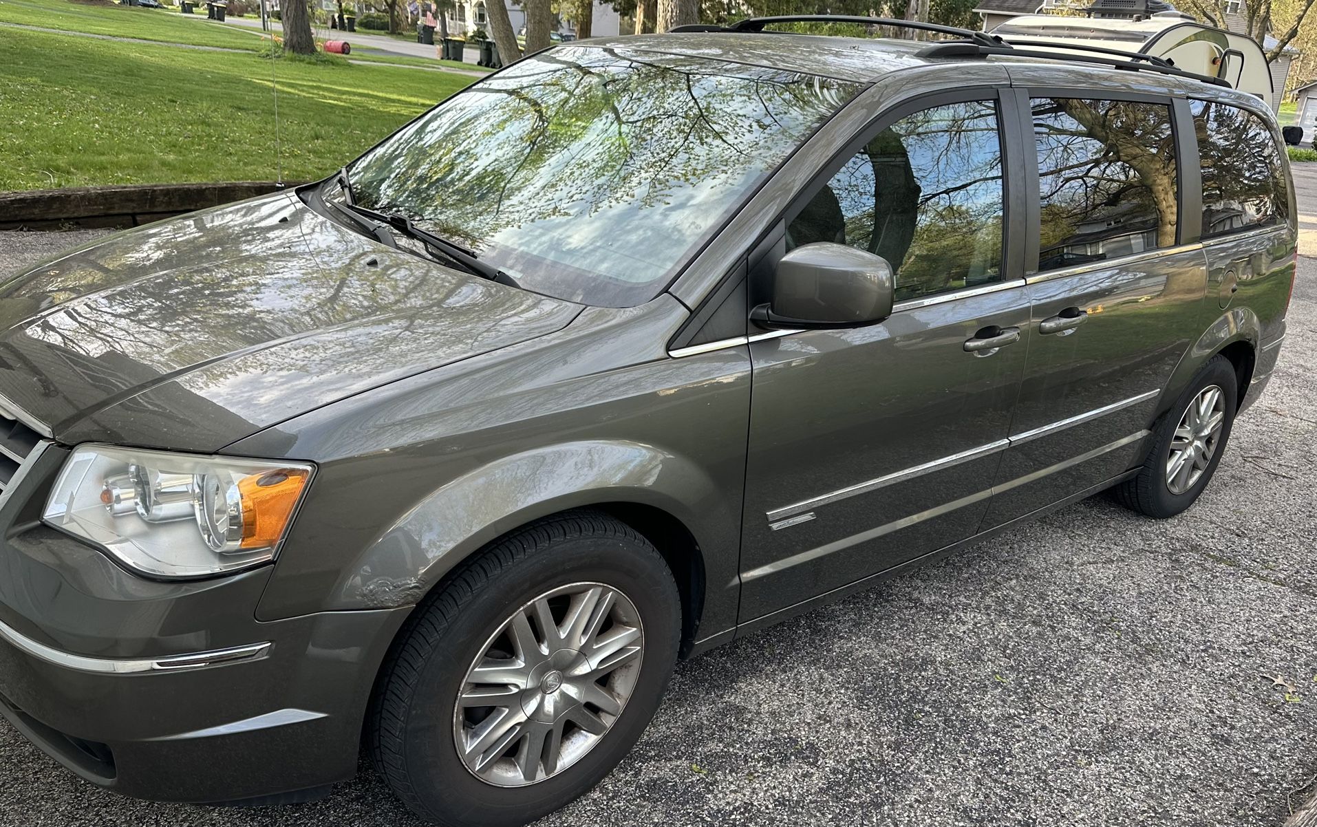 2010 Chrysler Town & Country