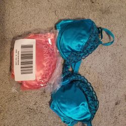 2 Victoria Secret Bras Size 34b