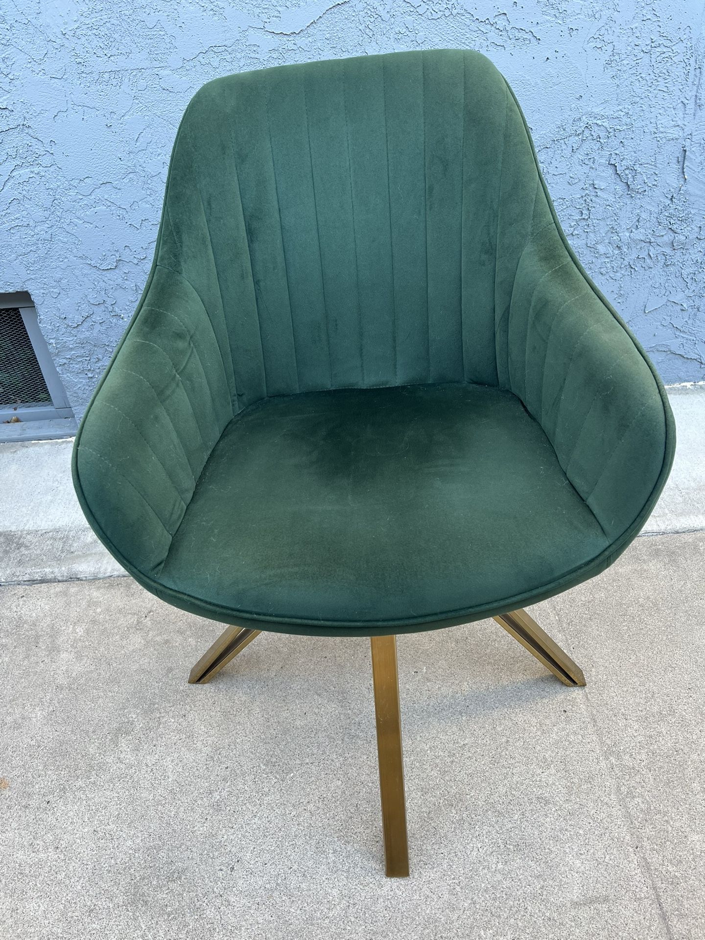 Green Velvet Swivel Chair