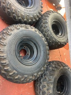 Golf cart tires