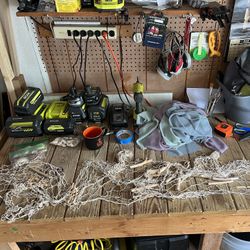 Net With Shells And Drift Wood About 9 Ft 