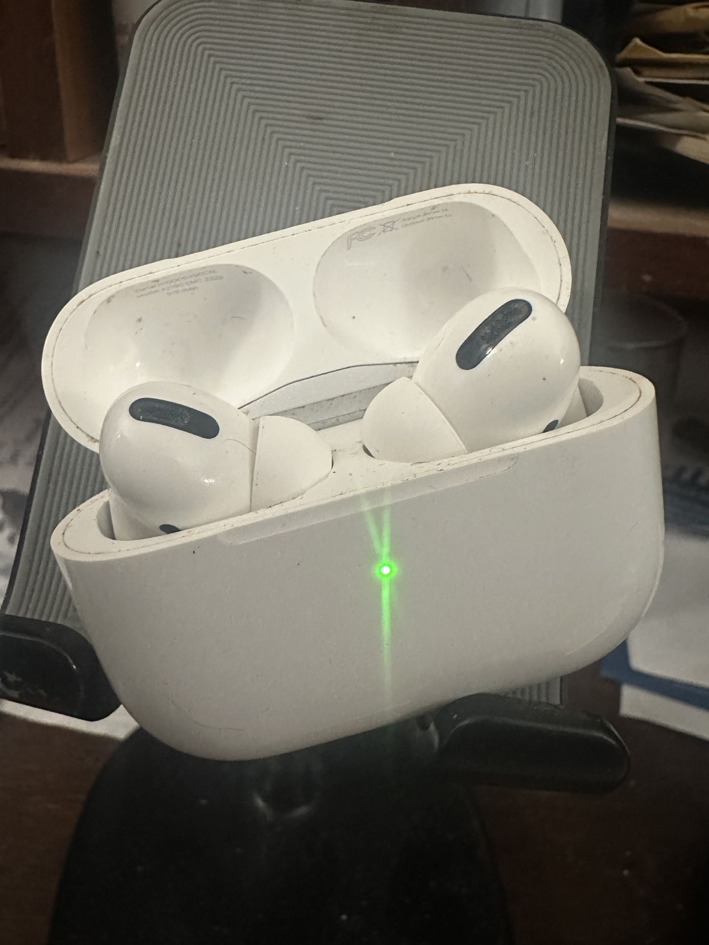 AirPods 2