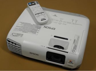 Epson HDMI video TV projector