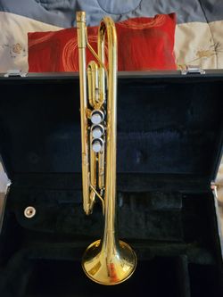 Very Nice Yamaha YTR2330  Trumpet (Japan)