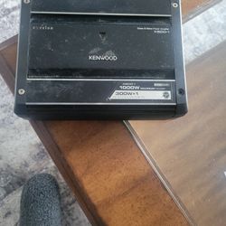 1000 Watt Kenwood 1 Channel!!!