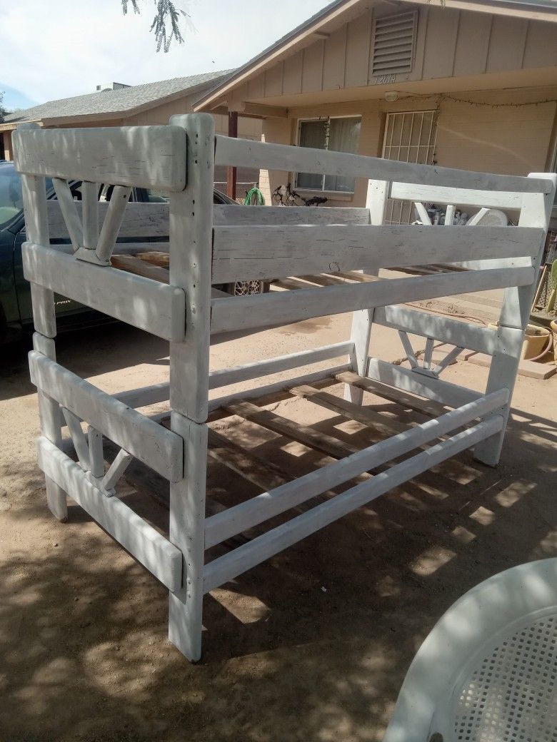 Twin Bunk Beds