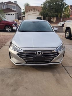 Hyundai Elantra Sedan