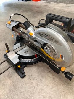 Chicago Electric sliding miter saw