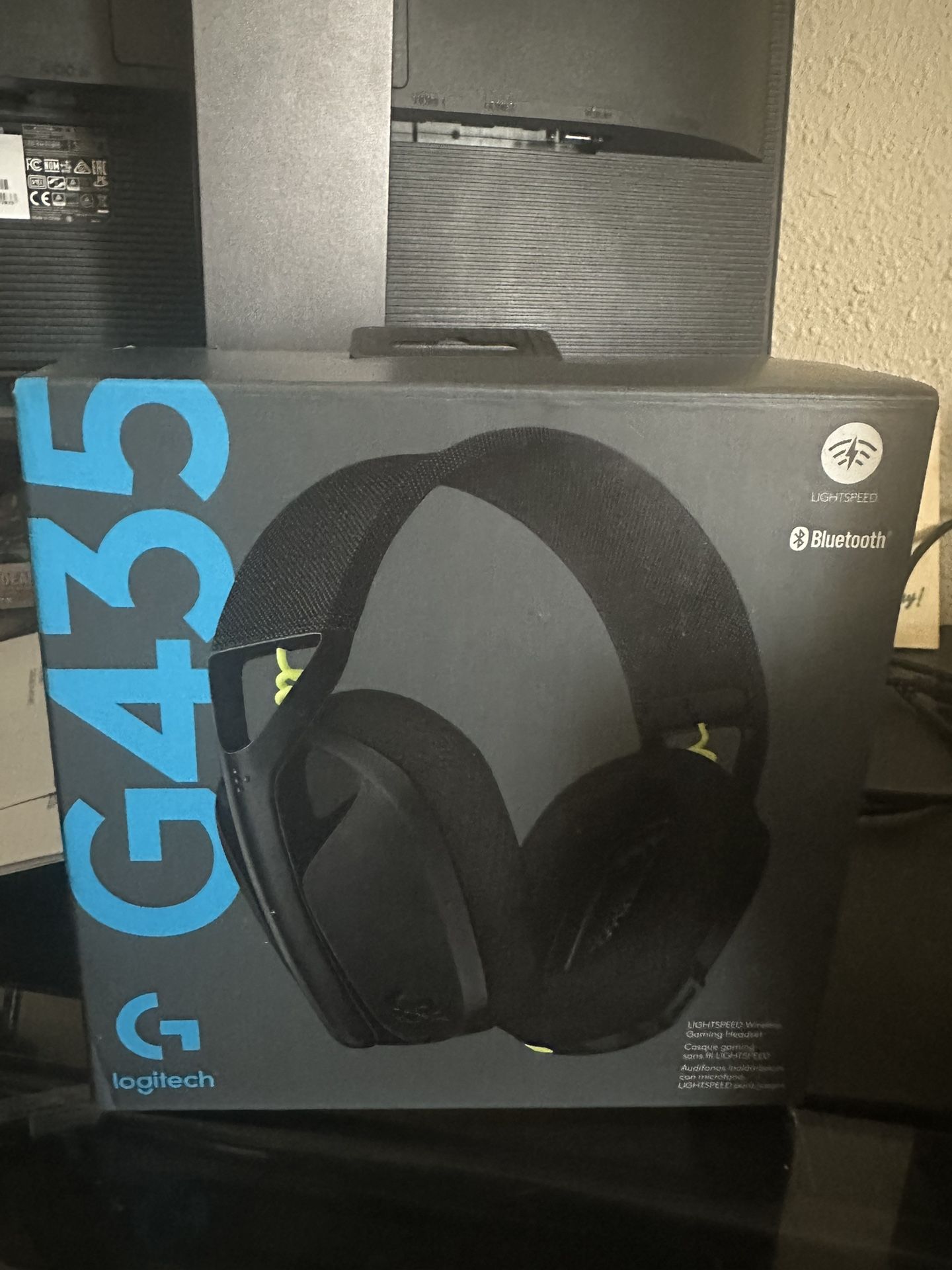 Logitech G435 Gaming Wireless Headset