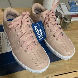 Women’s  K-Swiss 