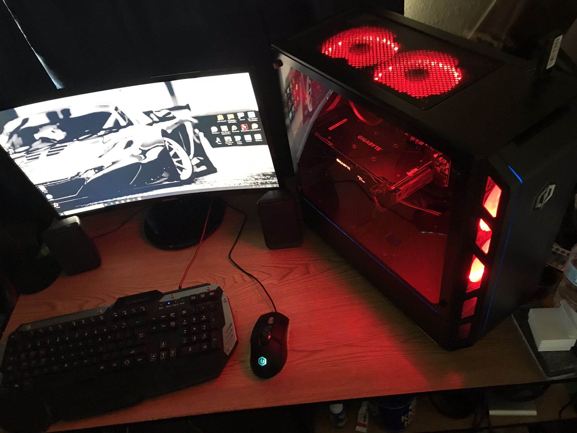 Gaming pc with mouse and keyboard