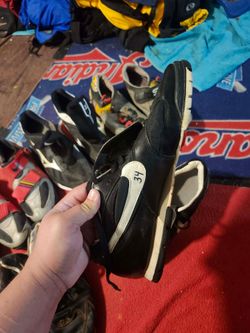 Dave burba 1996 game used San Francisco giants baseball cleats