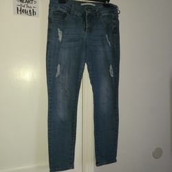 Woman's Jeans 