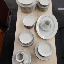 Cotillion Fine China, "Queen Anne," made in Japan