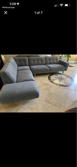 Chaise sectional (mellow Steele blue)