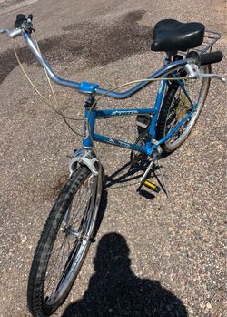 1988 Cruiser Schwinn Supreme bike -Used