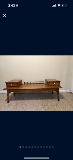 Real Wooden Tv Stand / Entertainment Center