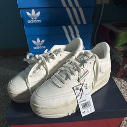 Reebok Club C Extra - Women’s 9.5