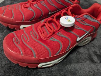 Nike MENS AIRMAXES... 100% AUTHENTIC AIRMAXES

100% AUTHENTIC AIRMAXES

Nike Air Max Plus Red TN Pure Platinum Size  New