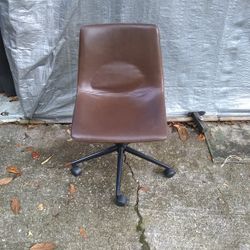 At 🏠 Home Office Chair 💺.