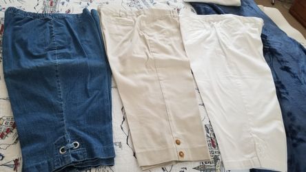 Ladies crop pants size 10 and 12