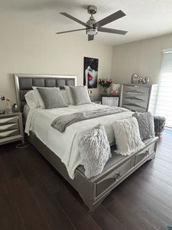 Queen bed