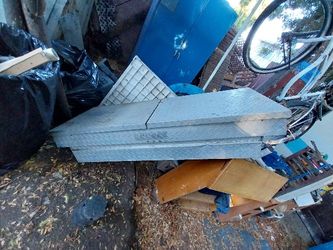 Estate Sale-item- Diamond Storage Box Pick-up