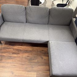 Selling an IKEA sofa (Glostad)