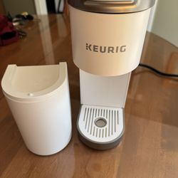 Keurig Single Serve Coffee Maker