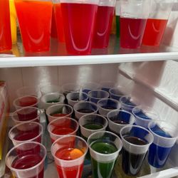 Se Vende Gelatina $2 Cada Una Y Mini Chocoflan $5